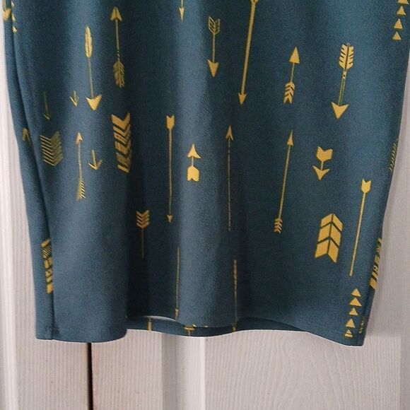 LuLaRoe Cassie Arrow Print Midi Pencil Skirt Teal & Yellow Size M NWOT - Picture 2 of 5